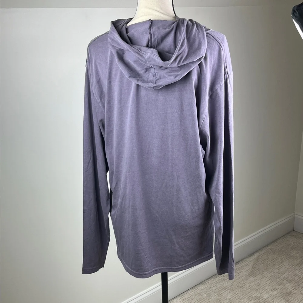Montreat NC Hooded Long Sleeve Tee NWT Men’s M Purple Compass Graphic